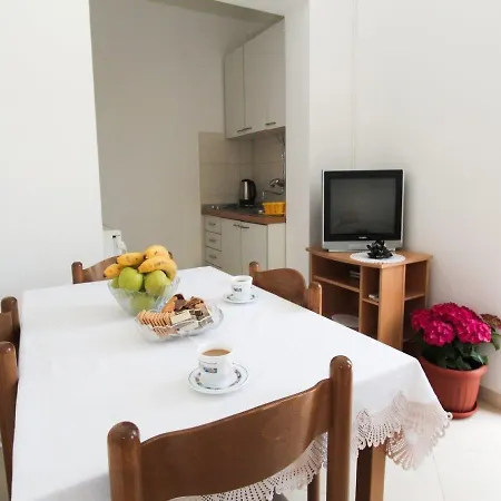 Anka Apartamento Sveti Filip i Jakov